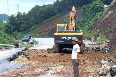 Siết cảnh báo, chốt trực 24/24h tại các điểm xung yếu sau bão