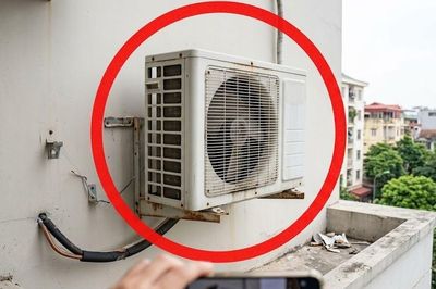 Cục nóng điều hòa để trên sân thượng, ngoài trời mưa nắng có cần che chắn không?