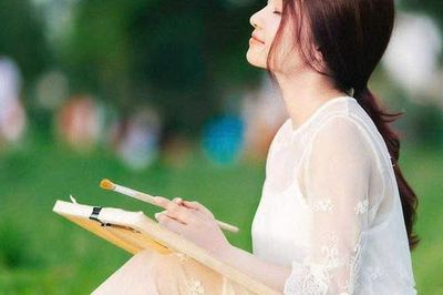 Cổ nhân dặn, phụ nữ càng khôn ngoan càng biết 'giả ngốc' đúng lúc: 3 chuyện không cần hơn thua