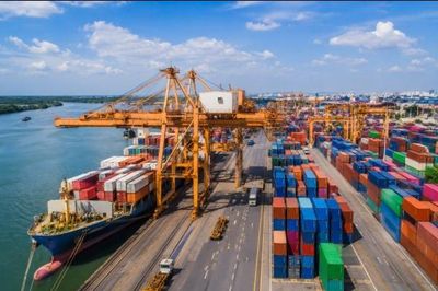 Xuất nhập khẩu 8 tháng lập kỷ lục với hơn 770 tỷ USD