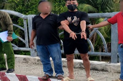 Bắt Nguyễn Khánh Bảo Huy giật dây chuyền 120 triệu đồng giữa đường