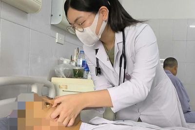 Men gan tăng 30 lần vì tự uống thuốc bắc chữa đau dạ dày