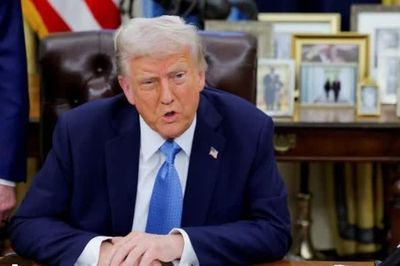 Ông Trump yêu cầu châu Âu hoàn trả tiền Mỹ viện trợ Ukraine