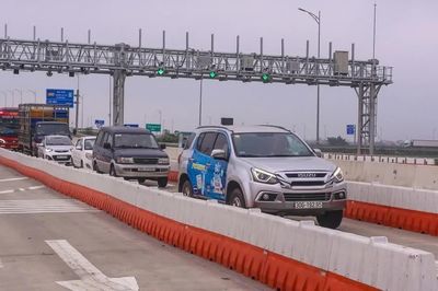 15 dự án cao tốc Bắc- Nam mang về cho ngân sách hơn 2.100 tỷ đồng phí