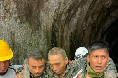 Công dân Trung Quốc được cứu sống sau 10 ngày mắc kẹt trong hầm thủy điện ở Nepal