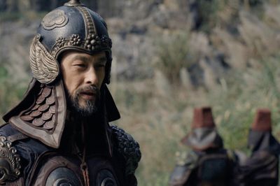 Bài học từ cú ngã đau đớn của 'Hộ linh tráng sĩ'