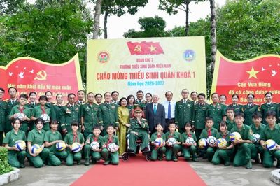 Trường Thiếu sinh quân miền nam khai giảng năm học đầu tiên