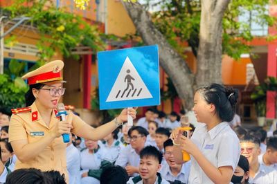 Tăng cường bảo đảm trật tự an toàn giao thông ngày khai giảng năm học mới