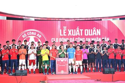 Bộ trưởng Lương Tam Quang dự Lễ xuất quân của CLB Công an nhân dân