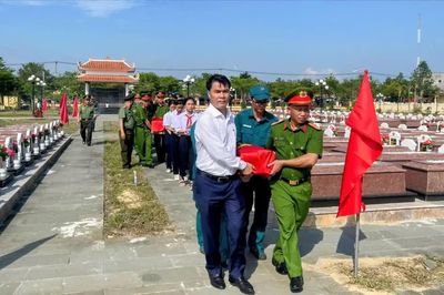 TP Đà Nẵng tổ chức truy điệu và an táng 4 hài cốt liệt sĩ