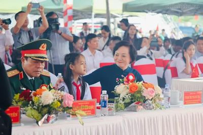 Phó Thủ tướng Phạm Thị Thanh Trà dự lễ khánh thành trường nội trú ở Huế