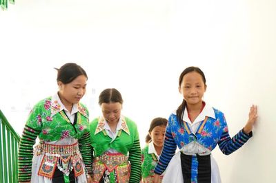 Đường đến trường của trẻ vùng biên bớt nhọc nhằn nhờ có trường nội trú