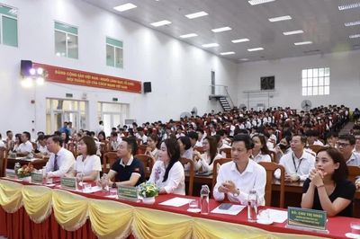 Trường Đại học Công nghệ Kỹ thuật Hưng Yên khai giảng năm học mới