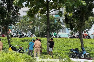Nam thanh niên đi bộ trên đường ray ở TPHCM bị tàu hỏa tông tử vong