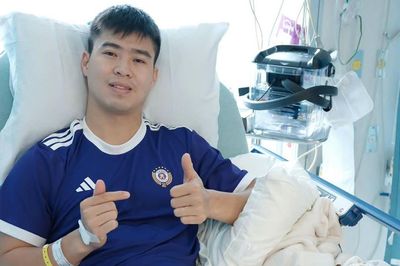 Duy Mạnh phẫu thuật thành công tại Mỹ