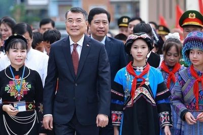 Thủ tướng: Mỗi ngôi trường được đưa vào hoạt động là điểm tựa của niềm tin và tương lai