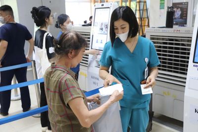 Bộ Y tế đề xuất thêm nhóm người không mất tiền đóng BHYT