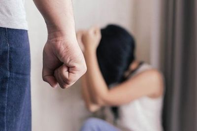 Ghen tuông đến mức nào có thể trở thành bạo lực?