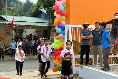 Trẻ em vùng cao không còn bữa ăn đứt quãng