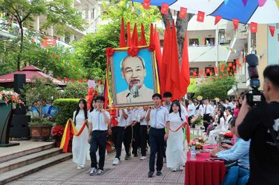 Hơn 2,3 triệu học sinh Hà Nội hân hoan trong Lễ khai giảng năm học mới