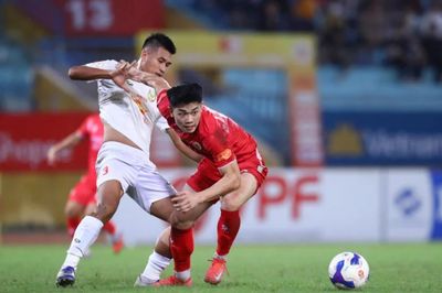 Công an Hà Nội - Hà Tĩnh: Nhà đương kim vô địch thị uy sức mạnh