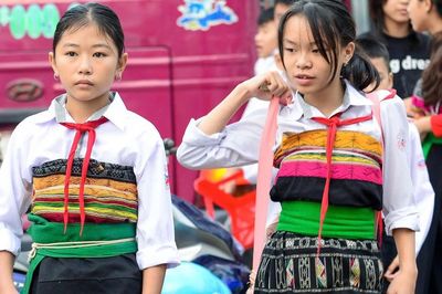 Lần đầu khai giảng ở trường nội trú, học trò vùng biên không còn lo vượt núi đến trường