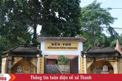 Khai quốc công thần phò ba triều vua