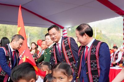 Phó Thủ tướng Chính phủ Lê Tiến Châu dự khánh thành Trường Phổ thông nội trú Tiểu học và THCS Tây Giang