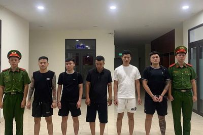 Bắt nhiều đối tượng trong đường dây cho vay online, chiếm đoạt hơn 4 tỷ đồng