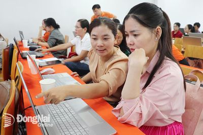 Đẩy mạnh chuyển đổi số, ứng dụng AI trong giáo dục