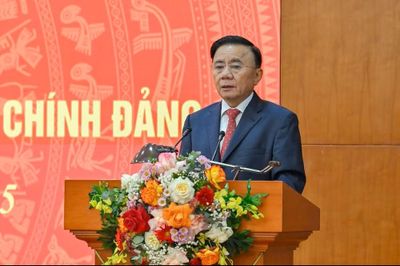 Quy định mới của Bộ Chính trị về chế độ đảng phí