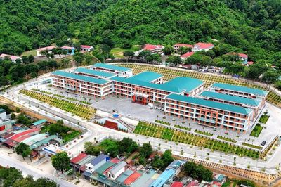 Trường PETROVIETNAM - Phong Thổ (Lai Châu) đón tiếng trống trường dưới mái trường mới