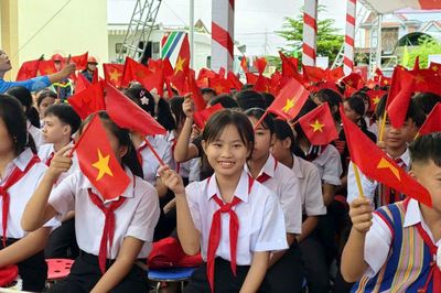 Quảng Ngãi khánh thành 4 trường phổ thông nội trú vùng biên