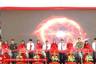 Lai Châu khánh thành 5 trường nội trú liên cấp trong ngày khai giảng