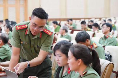 Công an TP Huế rút ngắn thời hạn giải quyết 82 thủ tục hành chính