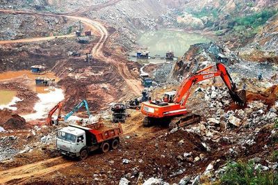 Từ 15/9, thay đổi đầu mối quản lý khu công nghiệp, địa chất và khoáng sản