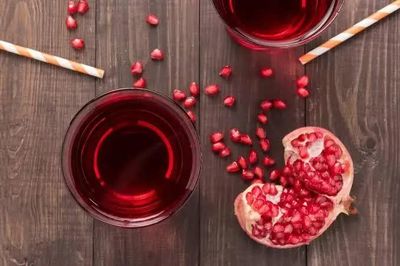 Nước ép lựu tốt cho sức khỏe nhưng 5 nhóm người này cần đặc biệt thận trọng