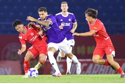 Dàn tuyển thủ vô địch ASEAN Cup hội ngộ ở đại chiến V.League