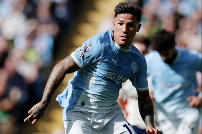 Enzo Fernandez ghi điểm trong màn ra mắt Man City