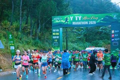 Hơn 100 vận động viên chinh phục mùa vàng Y Tý