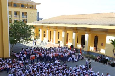 Quảng Trị yêu cầu rà soát việc bố trí lãnh đạo các trường học sau sắp xếp