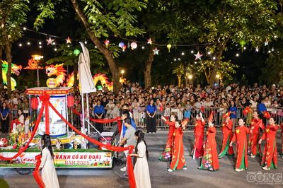 25 tổ dân phố kể chuyện Sơn Tây qua những mô hình đèn Trung thu