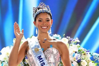 Ít ai biết tân Miss World 2026 từng là cô giáo, phóng viên truyền hình