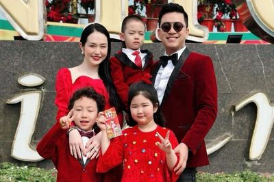 Mục tiêu lớn của ca sĩ Tuấn Hưng khi đưa 3 con sang Mỹ học tập