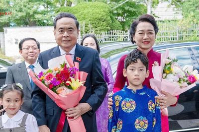 Chủ tịch Quốc hội Trần Thanh Mẫn gặp mặt cộng đồng người Việt Nam tại Hàn Quốc