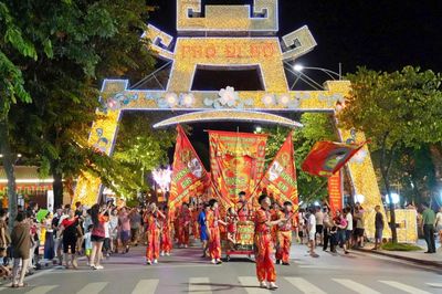 Sơn Tây rộn ràng sắc màu Trung thu