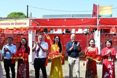 Chuỗi hoạt động văn hóa - khoa học tôn vinh Chủ tịch Hồ Chí Minh tại Hội báo Avante 2026