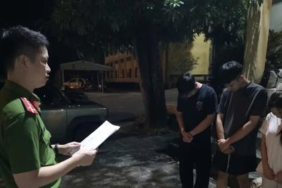 Bắt giữ 3 đối tượng mua bán ma tuý dạng tinh dầu CBD