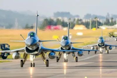 Vì sao Pakistan trở thành khách hàng xuất khẩu đầu tiên của J-10C?