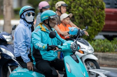 Hãng taxi điện của ông Phạm Nhật Vượng vừa phát cảnh báo đến các tài xế